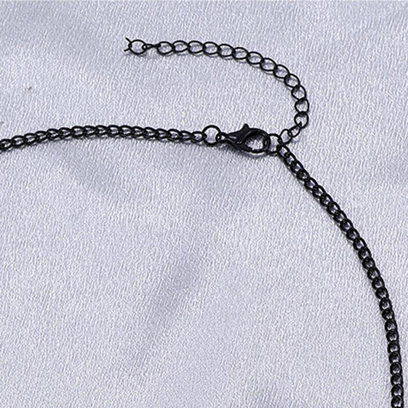 Vintage Gothic Spider Necklace Halloween Spider Net Pendant Necklace Punk Style Reptile Animal Jewelry for Women Girl