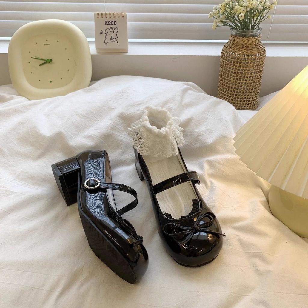 French thick heel small leather shoes women's spring and autumn retro versatile lolita round head Mary Jane low-top single shoes