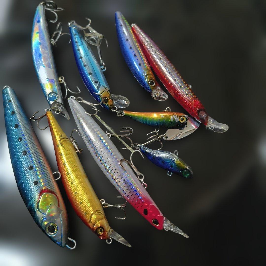 Used minnow plug lure set