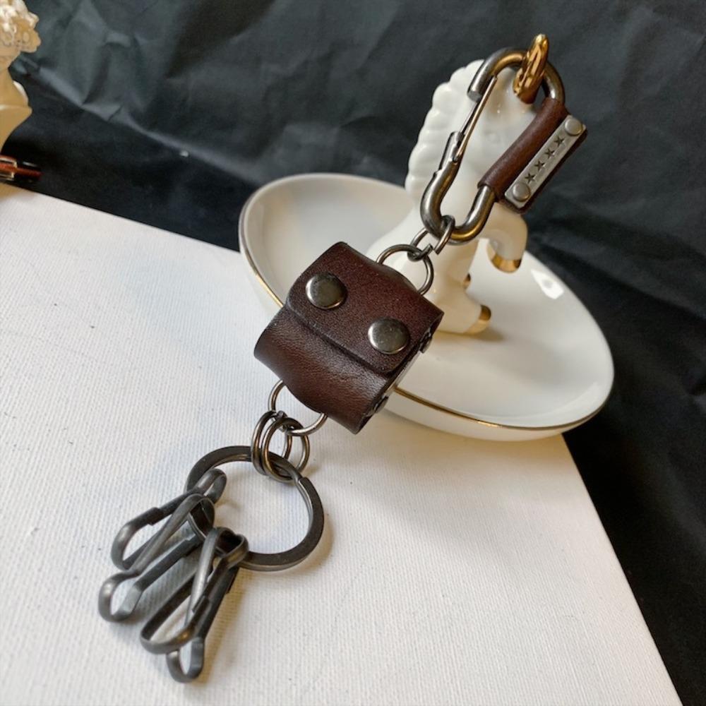 Backpack Hanging Dice Key Chain Zinc Zinc Alloy Cool Cowhide Key Chain Dice Model Keychain  Female Lady Girl