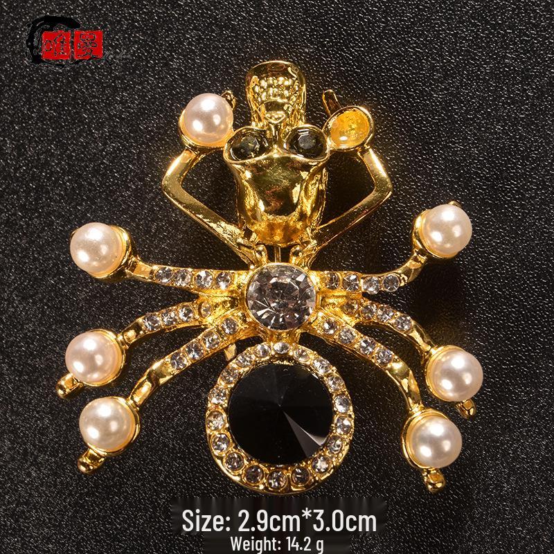 Japanese Style Luxury Brooch: Elegant High-End Women's Pin for Sweater or Lapel