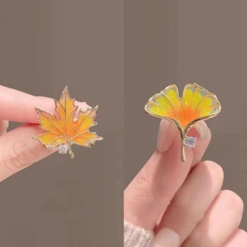 Brosche für Damen, Sonnenblumen-Ahornblatt, Aprikosenblatt, realistisch, galvanisiert, poliert, exquisit, für Abschlussball, Party, Mantel