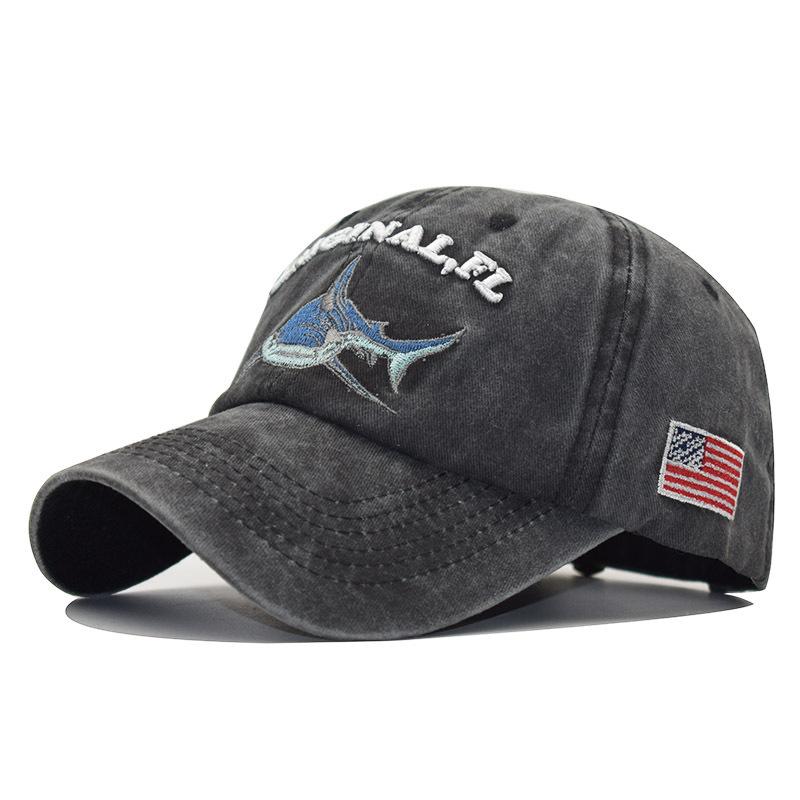 Alphabet Shark Embroidered Baseball Cap with Adjustable and Versatile Sun Protection Duckbill Cap Suitable for Men and Women