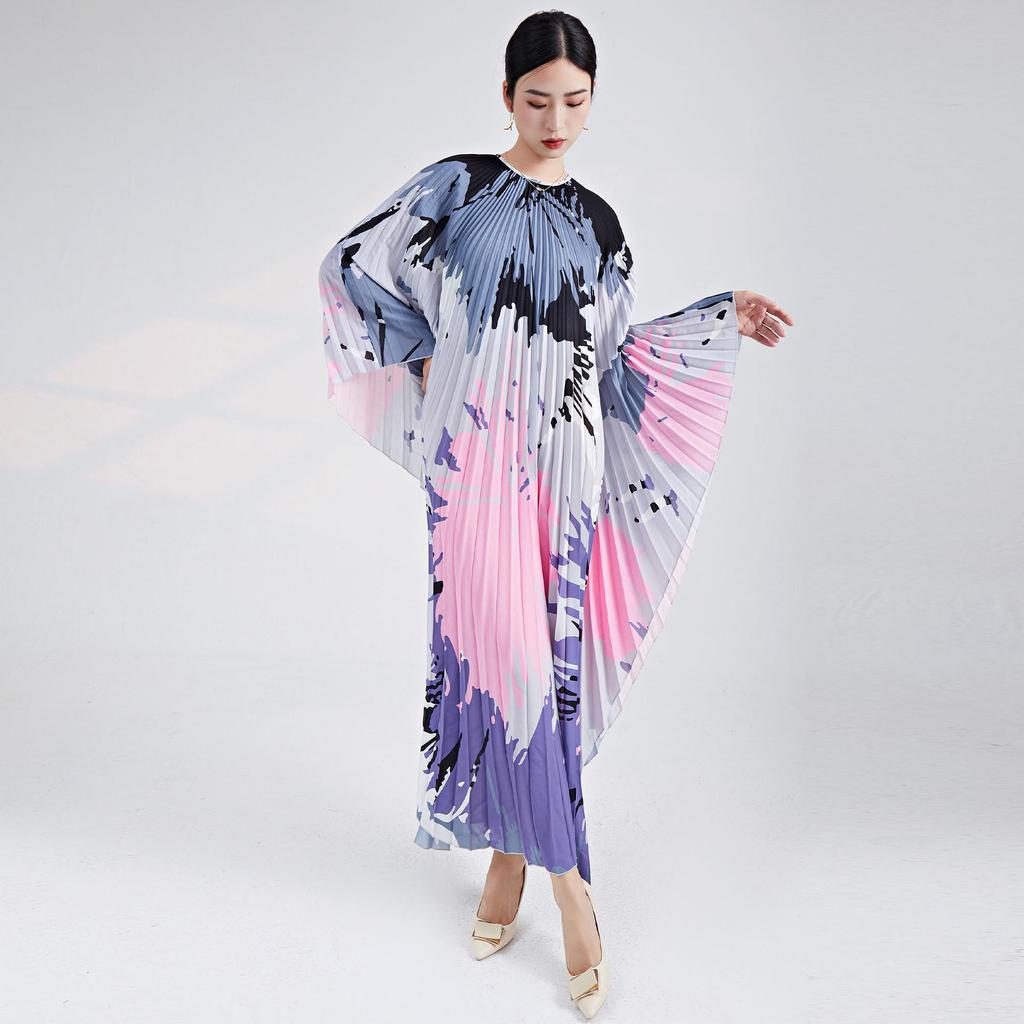 European & American Plus Size Printed Irregular Pleated Long Dress - Vacation Style