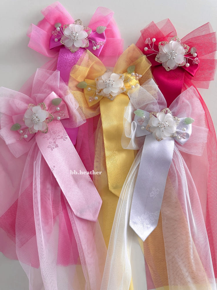 Korean Traditional Holiday Baessi Ribbon Long Tail Hanbok Claw Clip