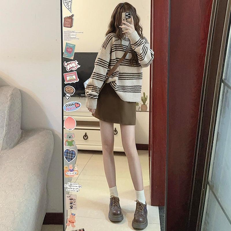 Women's Gray Wool Blend High Waist A-Line Short Skirt - Slimming Petite Plus, Thick Hip Wrap for Spring, Autumn, Winter 2026