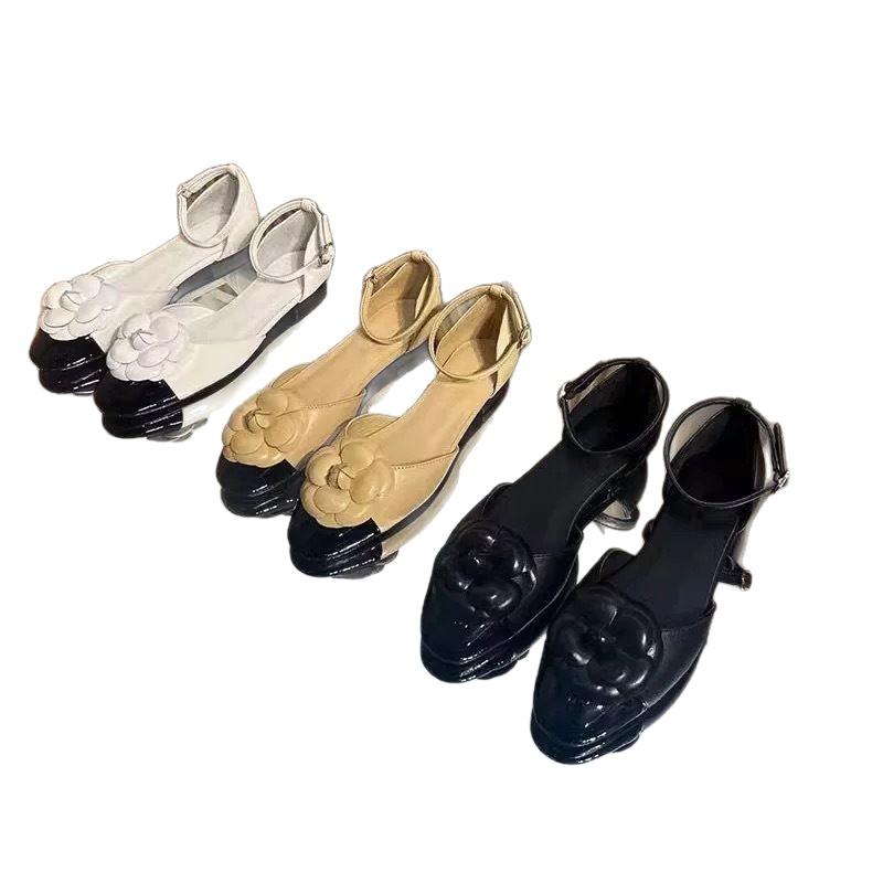 Xiaoxiangfeng Camellia Hollow Sandals Women's 2025 New Mary Jane Soft Leather Color Matching Flats with Single Shoes