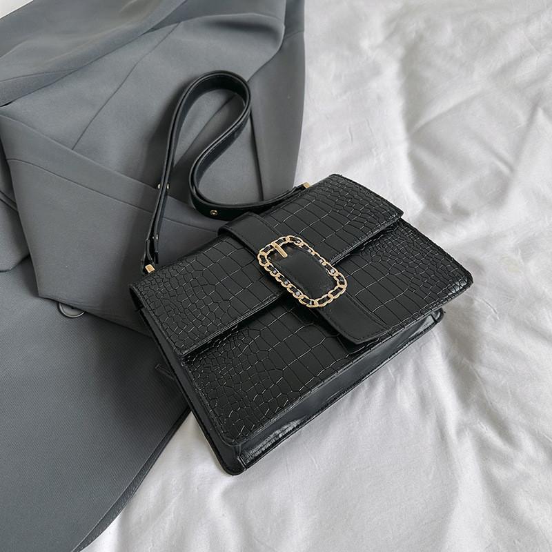 Stylish And Chic Korean Fashion Minimalist Small Crossbody Bag For Women Fall 2023