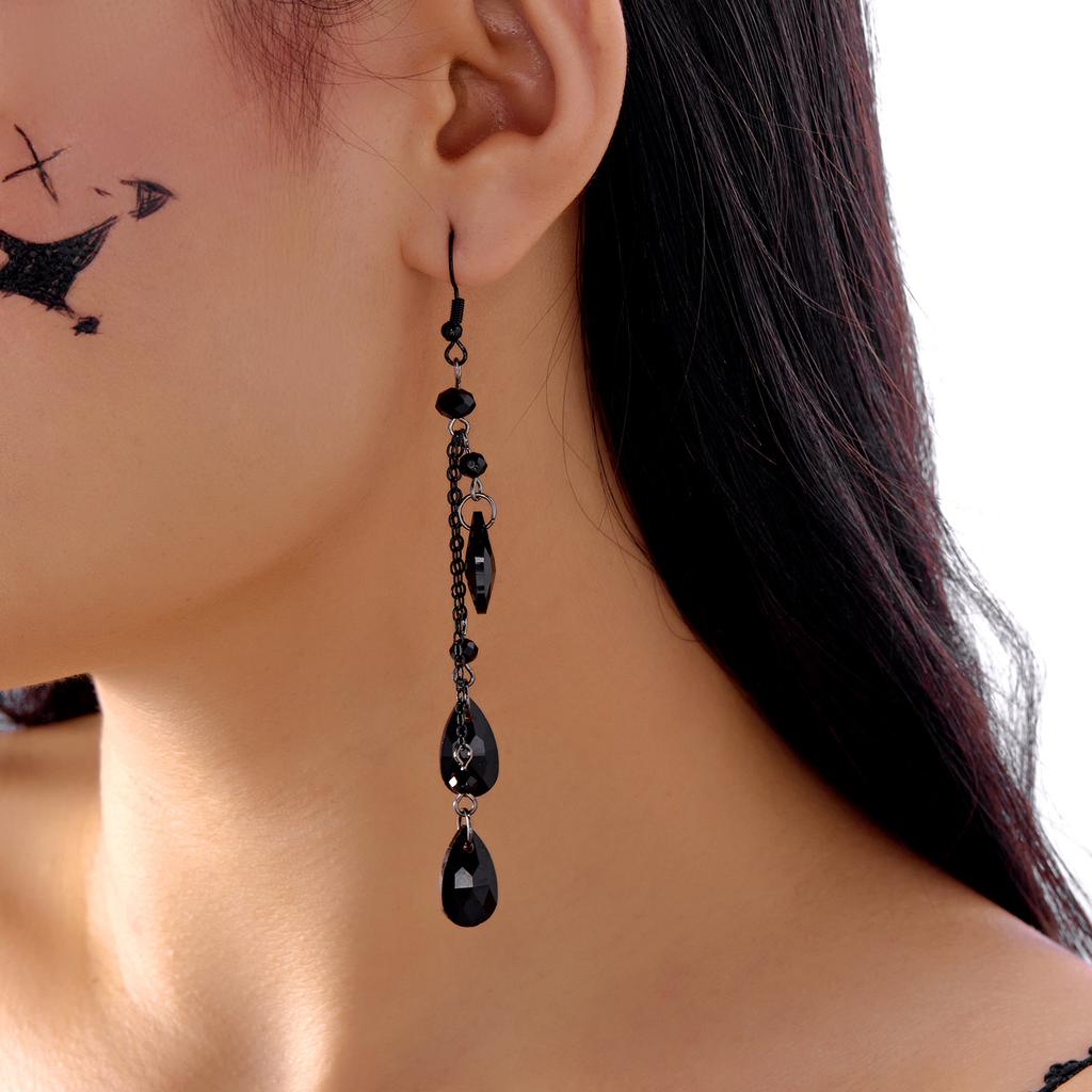 Halloween Punk Crystal Black Blood Drop Pendant Tassel Chain Earrings Hook for Women Party Minimalist Gift Wholesale Jewelry
