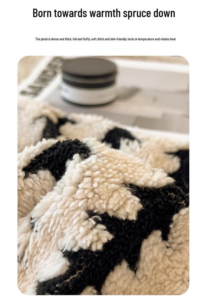 Thickened Milk Fleece Cationic Blanket - Office Nap, Sofa Cover, Shawl, Autumn/Winter Quilt