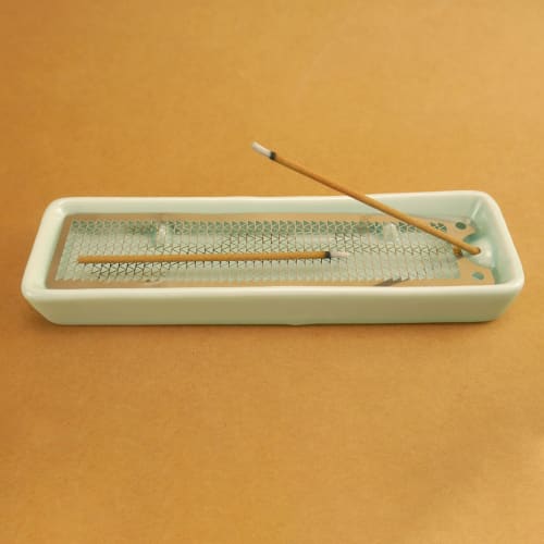 Incense holder, horizontal incense holder, incense burner, Buddhist altar accessory, stylish incense holder, incense burner, blue plum color