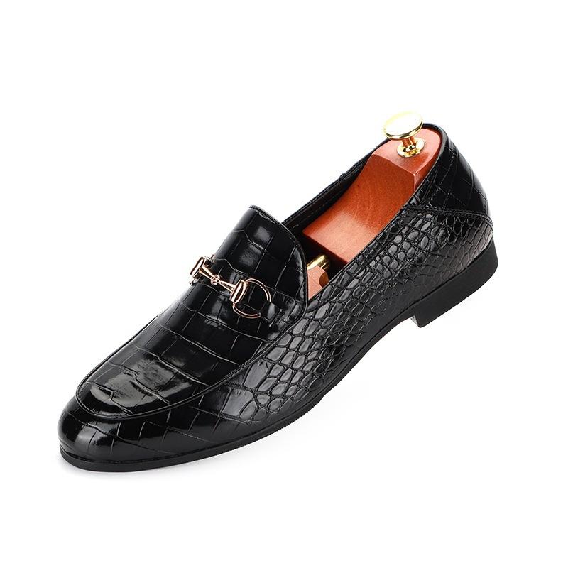 

2025 Spring New Men s Leather Shoes Loafers Men s Casual Shoes Men s Large Size Pointed Shoes Men s 37