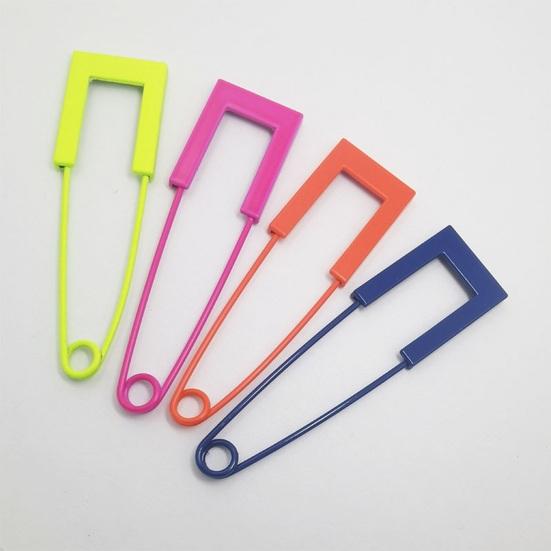 Yousheng Alloy Brooch Pin Unique Shape Sparkling Shawl Scarf Pin Clothes Hats Bags Retro Cardigan Badge Fashion Accessory