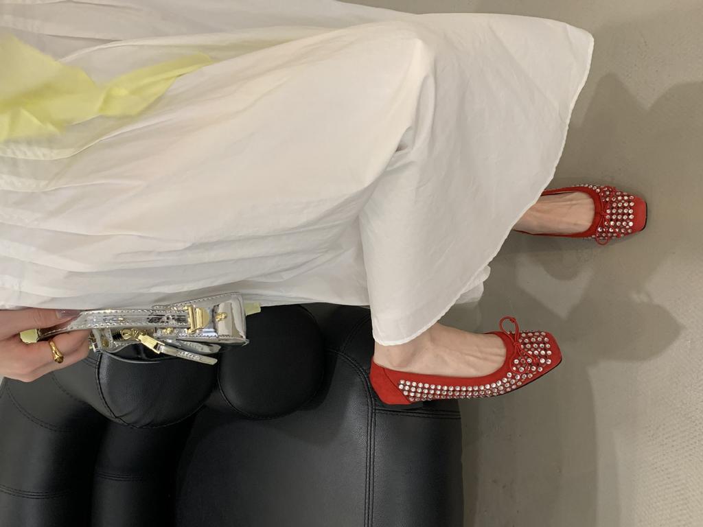 2025 spring and autumn new Korean version spring new fashion sequined bow women's single shoes flat bottom shallow mouth Mary