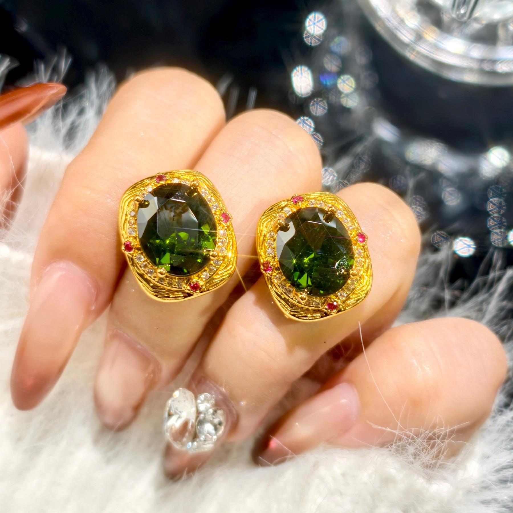 

Oval Large Clara Silk Olive Green Diamond Pendant Stud Earrings Open Ring Temperament Fashion 2026
