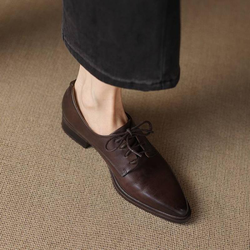 New Women's Leather Shoes Comfortable Fashion Shoes Rubber Soft Sole Pointed Four Seasons Wear Cowhide Lace-up Small Leather Shoes