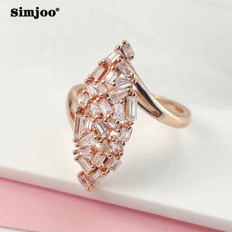 SIMJOO Zirkon Ring für Damen, modischer Roségold-Persönlichkeitsring
