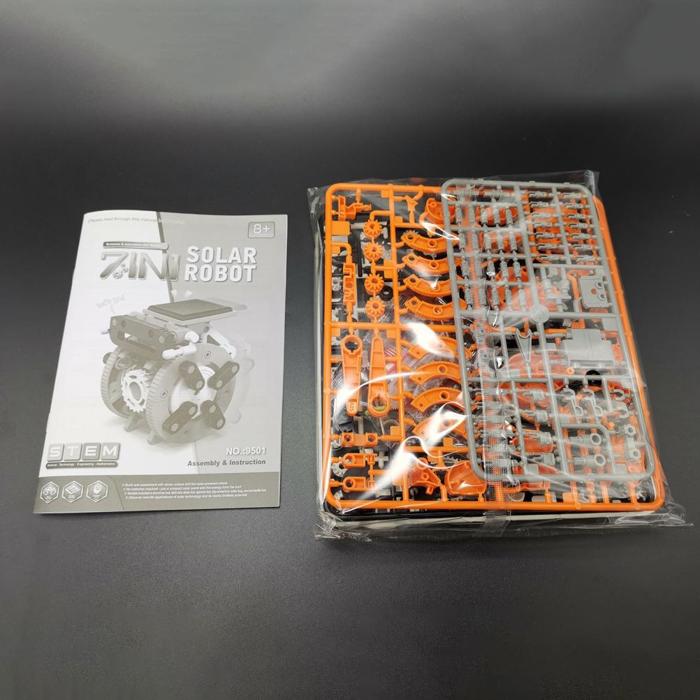 7 In 1 Solar Robot Toys for Kids Solar Robot Science Experiment Kit DIY Assembly Robotic Set