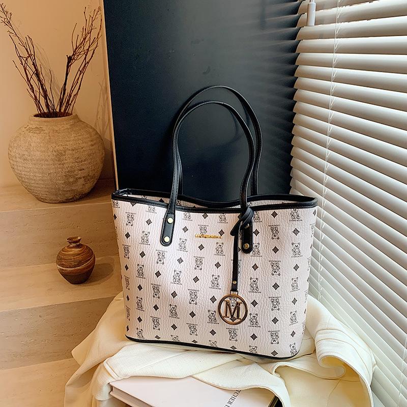Casual Commuting Retro Large-capacity Bag Women's New Autumn and Winter Versatile Shoulder Bag Work Tote Bag