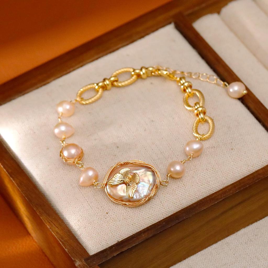 Baroque Freshwater Pearl & Butterfly Bracelet - Unique, Fashionable, High-End Jewelry for Women