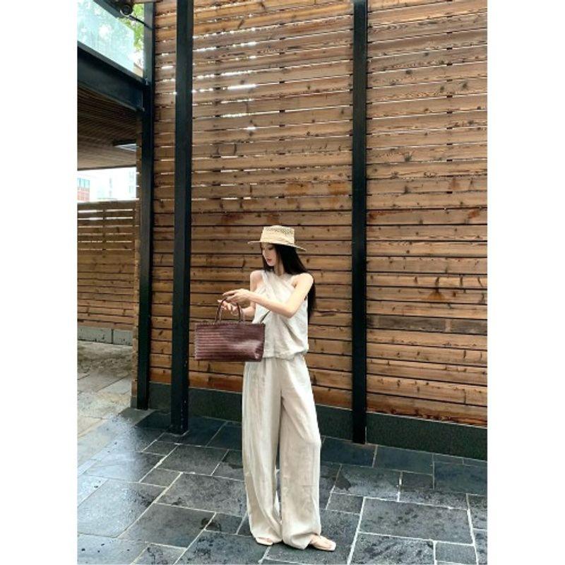 

Kumikumi Чистый стиль желания Комплект Темпераментный топ-халтер Женский Летний С высокой талией Утягивающий Универсальные Повседневные брюки Комплект из двух предметов Flax Suit M