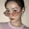 A Pair Of Cute Girl Candy Colored Heart-Shaped Sunglasses Fashionable And Trendy Peach Heart Ocean Piece Sunglasses