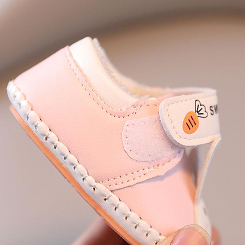 Buty zimowe dla niemowląt 0-1 rok, miękka podeszwa, buty księżniczki dla dziewczynek, buty dla maluchów, aksamitne, urocze, bawełniane, nie spadają