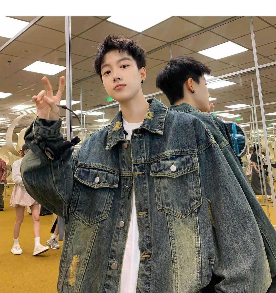 Men's Winter Lambswool Denim Jacket - Trendy American Style, Thickened with Velvet for Warmth, Hong Kong Inspired Fashion.