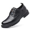 Scarpe da uomo nuove traspiranti Scarpe in pelle impermeabile nere Scarpe da ginnastica moda versatili con suola spessa Comfort casual Scarpe da skate da uomo