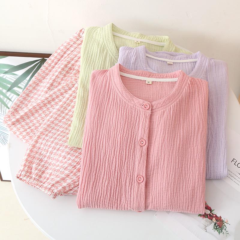 Women's Summer Plaid Cotton Gauze Pajama Set with Short Sleeves and Loose Fit Pants