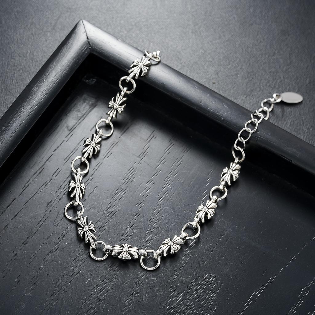 Krähenherz-Halskette Diamant Weißgold Armband mit Kreuz Vintage Thai-Silber Europäische Mode Vielseitiger Schmuck