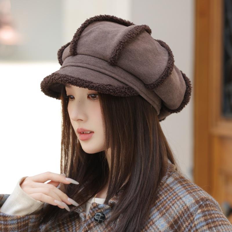 

Новый осенне-зимний вельветовый берет-флип для женщин, утолщенный, теплый, с защитой ушей, плюшевая восьмиугольная шляпа с козырьком one size темно-коричневого