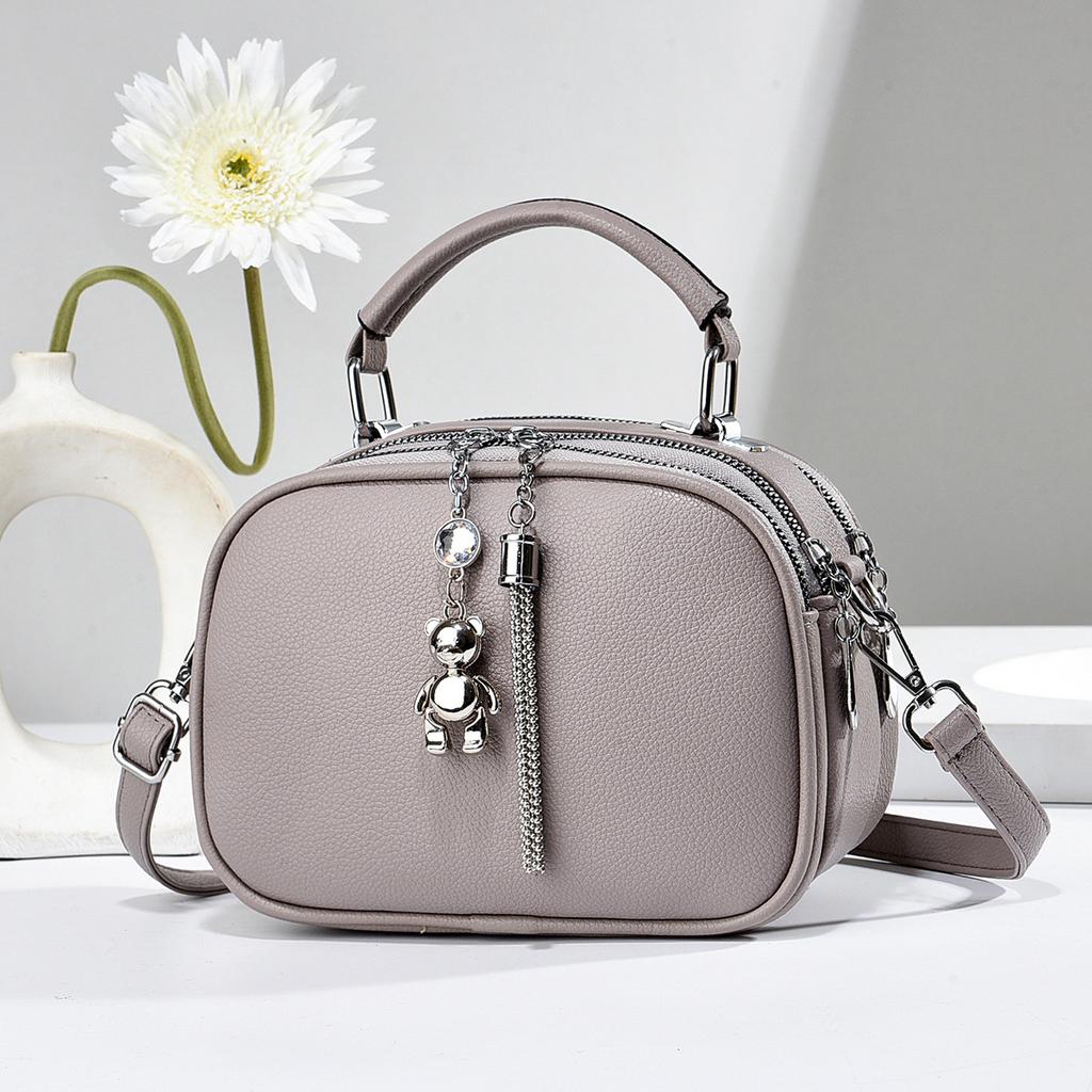 Simple bag bag Premium bear pendant Versatile handbag Lightweight shoulder bag Women's bag bags