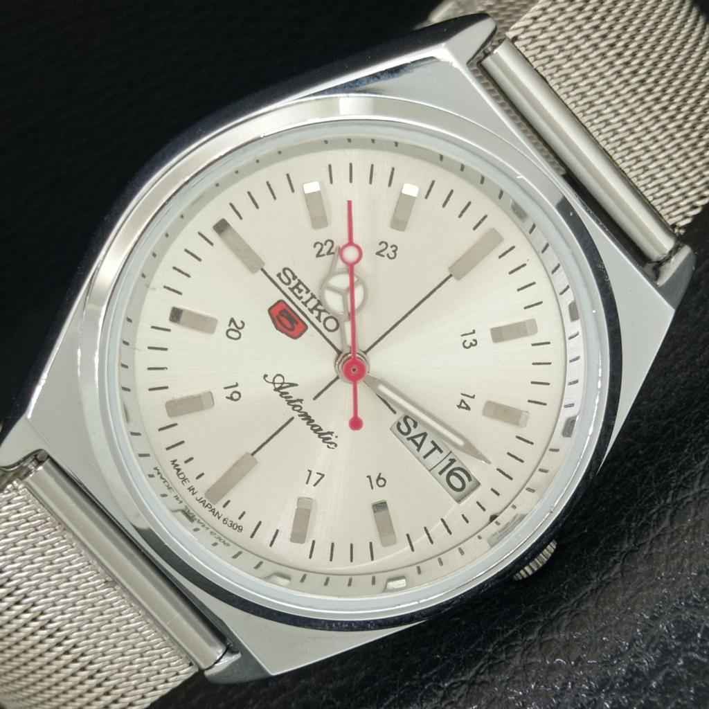 

VINTAGE REFURBISHED SEIKO 5 AUTOMATIC 6309A JAPAN MENS SILVER WATCH a442880-1