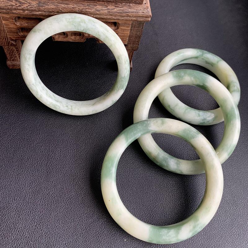 A4 Emerald Green Hetian Jade Bracelet with Floral Design