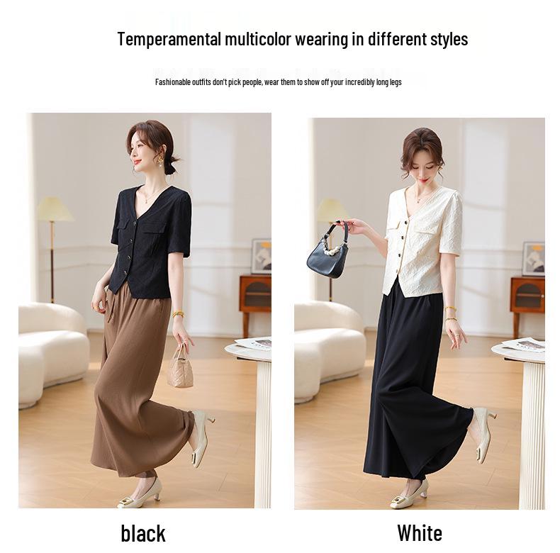 Mom's Summer 2025 Two-Piece Set: Fashionable Short-Sleeve Top for Middle-Aged Women.