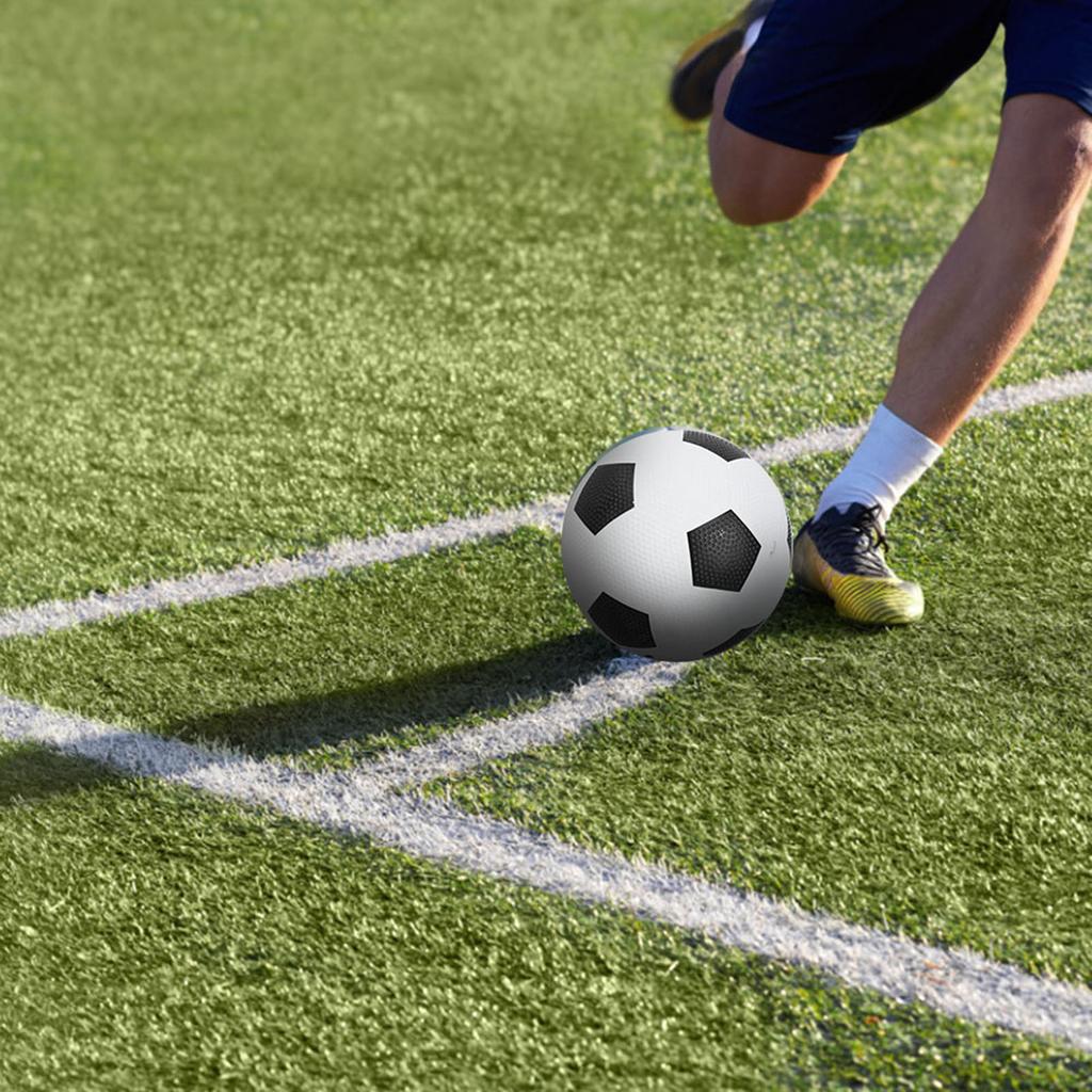 Quality Rubber Football No.5 Soccer Ball for Training Practicing with Inflation Needle