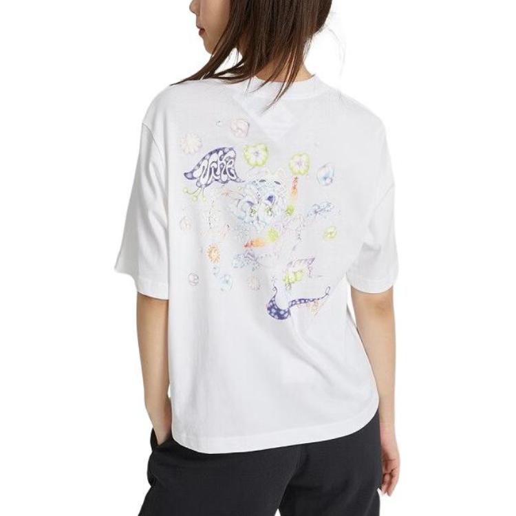 New Nike Women'ss Hand-Drawn Print Crewneck T-Shirt White FD9315-100