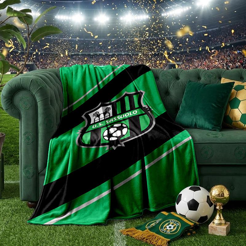 Sass-uolo Football Crest Blanket Lightweight Ideal Bedding Blanket Perfect for Travel, Camping, Living Rooms, Offices, Sofas, Fan Christmas gift
