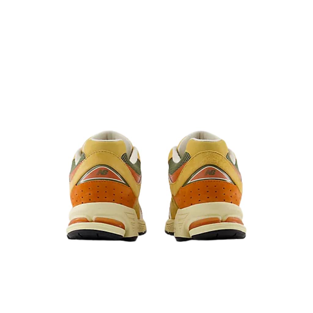 New Balance 2002R Dried Apricot Dark Olivine Unisex Sneakers Yellow Infield-Clay U2002RPB