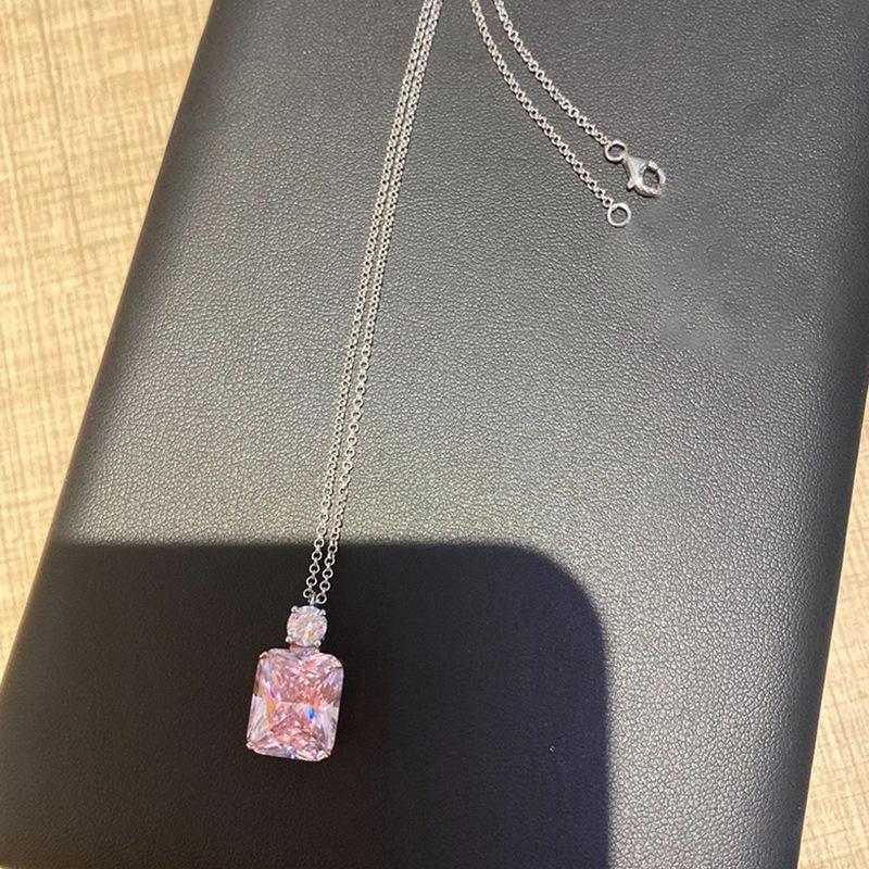 Square Shaped Pink Crystal Cubic Zirconia Necklace for Trend Party Two Tone Plated Pendant Necklaces for Women