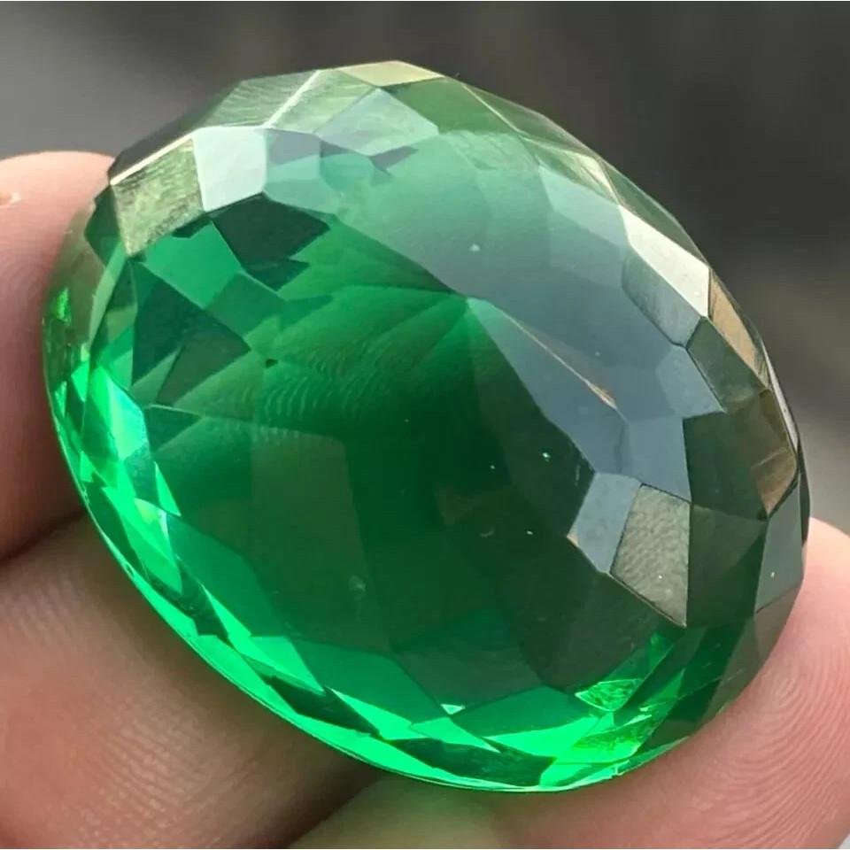 Huge Natural Green Emerald Colombian 125 Ct Oval Cut Certified Loose Gemstone