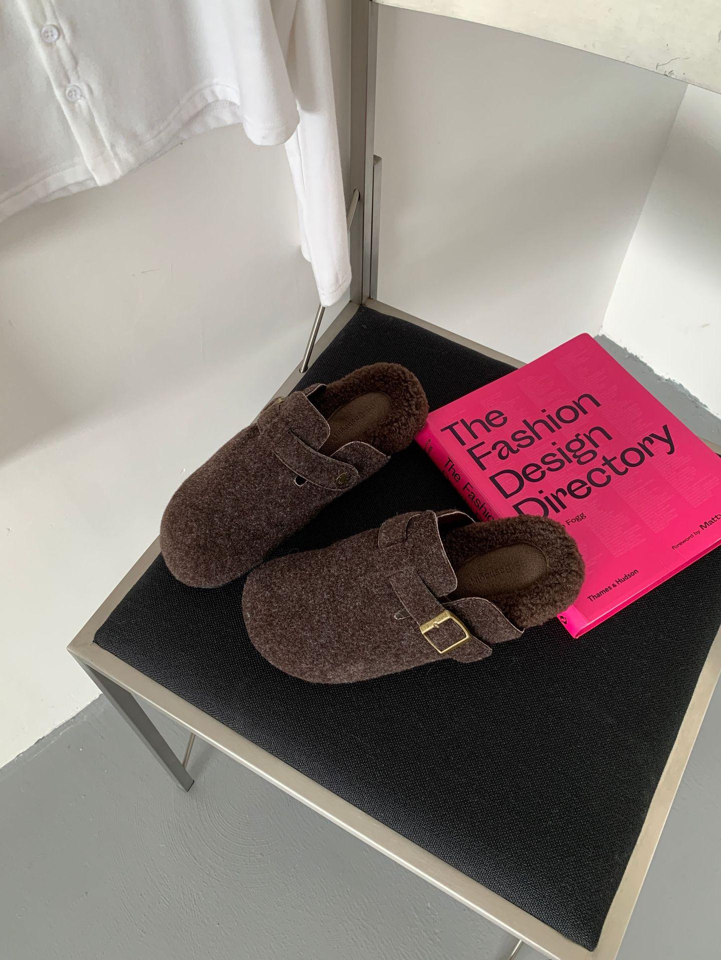 

French fairy style retro one-pedal cotton mop 2025 autumn and winter new warm thick-bottomed fluffy cotton slippers women s outer wear 39