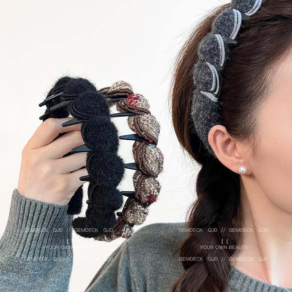 Women's Retro Plush Toothed Headband for Autumn/Winter - High-End Style, Ideal for High Skull Tops, Hair Clip Accessory