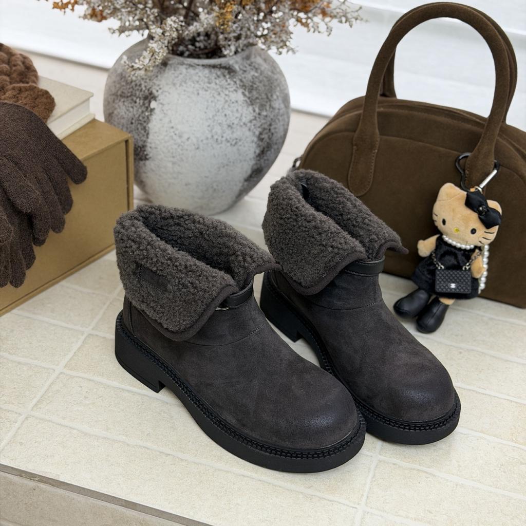 Leather Thick-soled Martin Boots Women's New Winter Fashion Versatile Lightweight Soft-soled Casual Velvet Short Boots