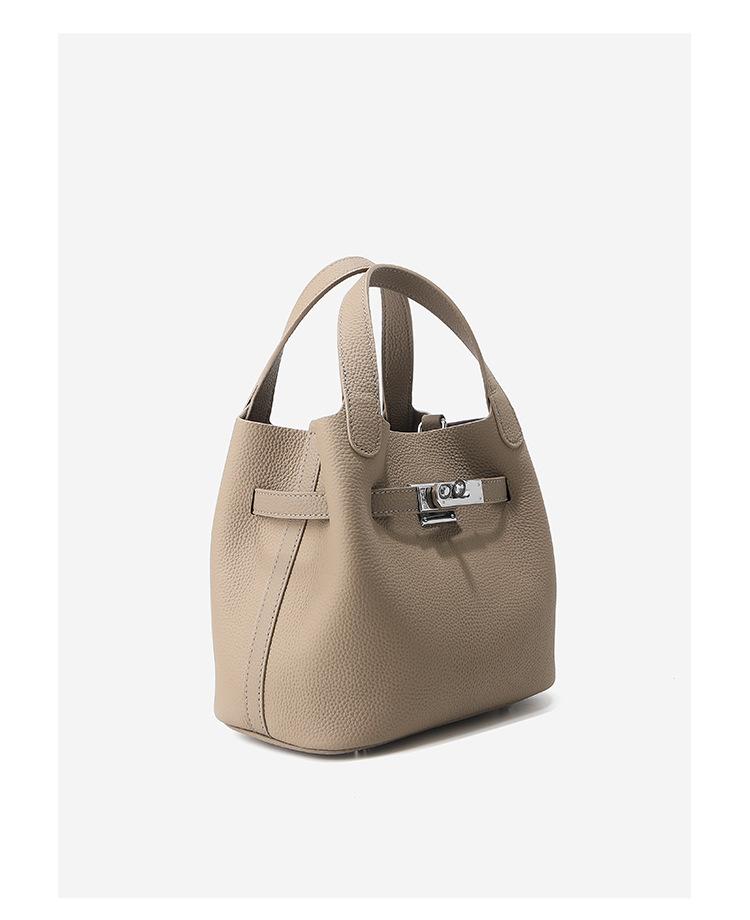 

New vegetable basket bag women s leather lychee pattern shoulder crossbody armpit bag bucket bag large capacity commuter bag 22*13*19cm