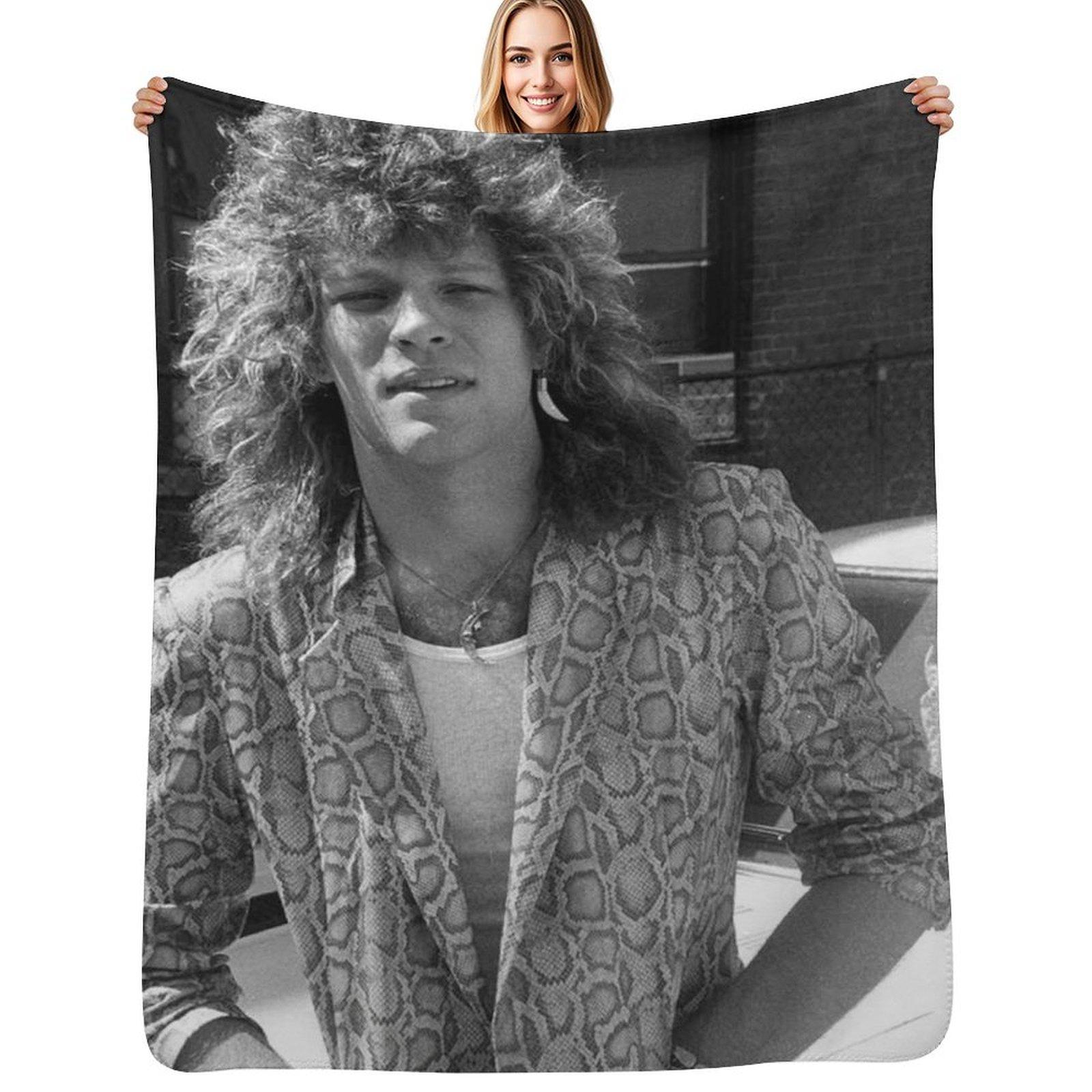 Cool Bon Bon Throw Blanket Long Lasting Soft Plush Blanket for Daily Use Size: 75*100cm, Weight: 230 GSM