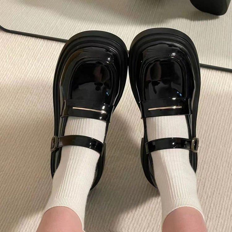 French one-word buckle Mary Jane small leather shoes women's 2025 spring new Japanese jk college style single shoes platform loafers