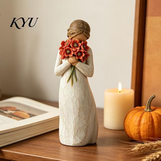 Resin Flower Girl Statue Holding Bouquet Figurine, Faceless Lady Statue, Romantic Desktop Ornament for Hand Carved Portrait Sculpture Living
