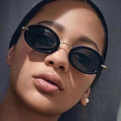 Ladies Sunglasses, Small Frame Oval Retro Too Catwalk Metal Glasses, Personalized Decorative Beach Travel Photo Sunglasses